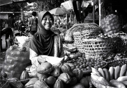 Islamic Philanthropy Sebagai Upaya Mewujudkan Masyarakat Indonesia yang Madani