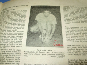 Inspirasi  Jawa Barat 1950-an (5)  Tan Joe Hok Pahlawan Piala Thomas  1958  Mendapatkan Hadiah Khusus dari Warga Bandung