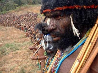 Umpatan  untuk Berbagai Tim di Tanah Papua