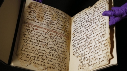 Kisah "Penemuan" Bagian dari Al Qur’an Tertua di Dunia