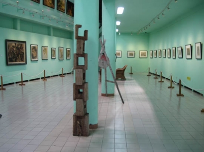 Menikmati Lukisan dan Museum Affandi