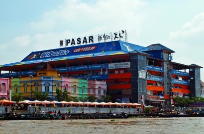 Blusukan di Pasar 16 Ilir Palembang