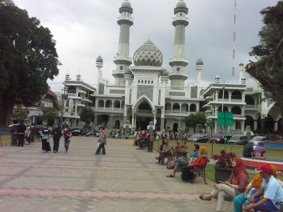 Ruang Publik Ramah Sosial di Taman Kota Malang