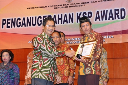 Koperasi Simpan Pinjam dari Maluku Dapat Penghargaan di KSP Award