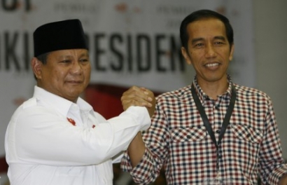 Satu Tahun Jokowi: Haters dan Lovers, Move On!!!