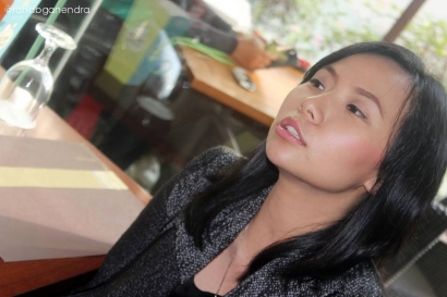 Livi Zheng, Sutradara Wanita Indonesia Berhasil Menembus Hollywood
