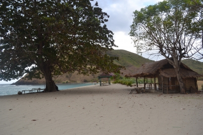 Eksotisme Pantai Mawun, Tanjung Aan, Kuta Lombok: Destinasi Keren Selain Senggigi