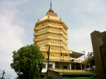 Makassar Kini Punya Pagoda