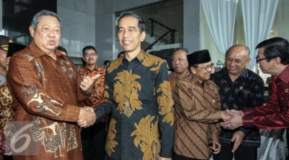 Merapatnya Demokrat ke Jokowi