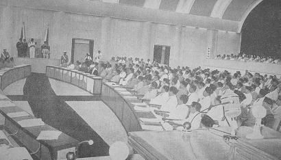 Bandung 1958  (12)  Masalah Hak Asasi Manusia dan Poligami  dalam Sidang  Konstituante,  Pro dan Kontra  Ide Demokrasi Terpimpin