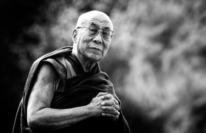 Dalai Lama : Kita Harus Mengikuti Jalan Islam yang Ditunjukan Nabi Muhammad SAW