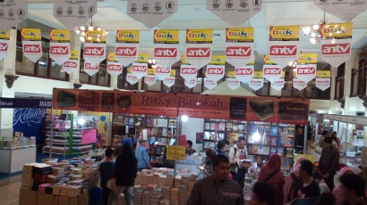 Pengalaman Berburu Buku Murah di Pesta Buku Bandung 2016