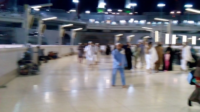 Semalam di Masjidil Haram-Makkah