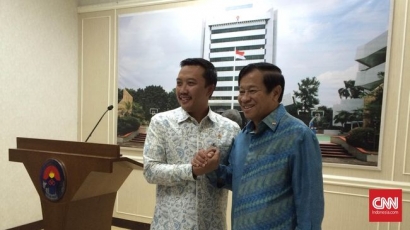 Jokowi Instruksikan Menpora Kaji Pencabutan Pembekuaan PSSI