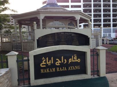 Sumbang Mahram Dang Ayang di Brunei