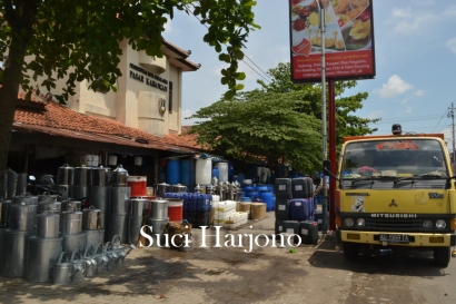 Pasar Kabangan Solo Jual Barang Daur Ulang yang Dibutuhkan Rumah Tangga