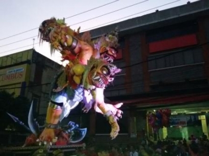 Parade Pawai Ogoh-ogoh Meriahkan Malam Jelang Hari Raya Nyepi