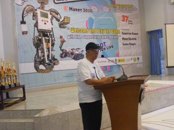 Lomba Robotik Internasional di PKP Jakarta Islamic School
