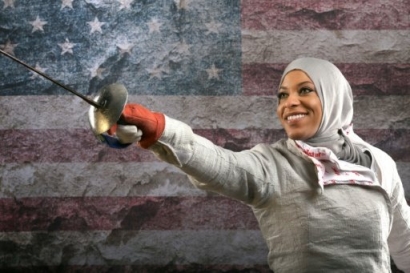 Ibtihaj Atlet Amerika Pertama yang Berlaga di Olimpiade dengan Menggunakan Hijab
