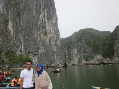Honeymoon Keliling ASEAN ala Backpacker (12): Melihat Teluk Ajaib di Kota Halong