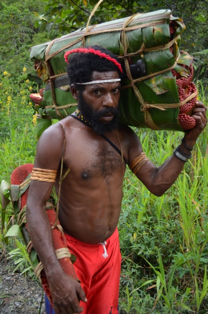 Antara Mak Erot dan Daun Bungkus Papua