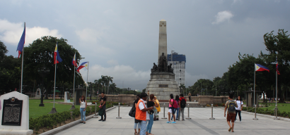 Renungan di Makam Jose Rizal di Luneta Park Manila