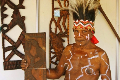 Oktavianus Etapuka, Merawat Mahakarya Suku Kamoro Papua