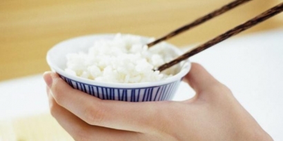 Asam Lambung Berkurang karena "Nasi Jepang"