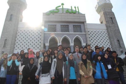 Meski Minoritas, Umat Muslim Korea Selatan Tetap Semangat Berpuasa