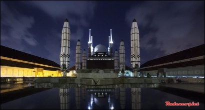 Mengejar Momen di Masjid Agung Jawa Tengah