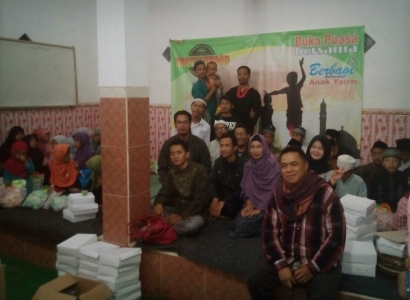 Berbagi Kebahagiaan Ramadhan di Panti Asuhan Al Mustofa, Malang bersama Bolang dan IT Brother hood
