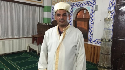 Kisah Kemanusiaan Seorang Imam Masjid