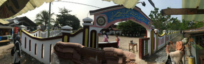 Makam Habib "Bodong" di Masjid Pitung