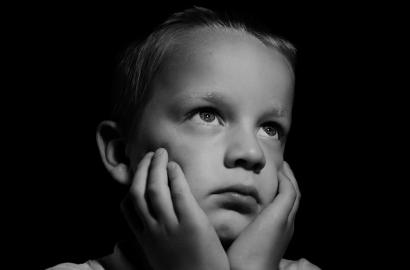 Ketika Anak Menarik Diri dan Murung, Bahaya Depresi Terselubung