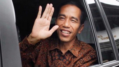 Makna Balik Lambaian Tangan dan Senyum Jokowi