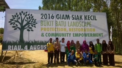 Menanam Pohon di Riau: Upaya Mengurangi Laju Pemanasan Global