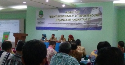 Inilah Kegiatan Workshop Perintis Komunitas Literasi Sekolah di Cirebon