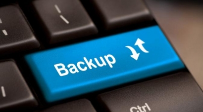 Membiasakan Back-up Data Penting  pada Cloud Storage atau Flashdisk