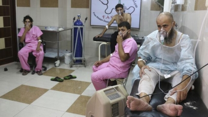 Puluhan Orang Sesak Napas  Akibat Bom Kimia di Wilayah Aleppo,Suriah