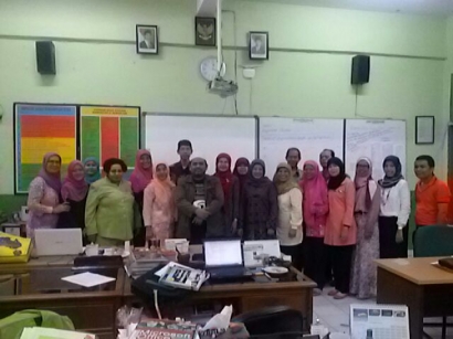 Belajar dan Berbagi Ilmu PTK di SMKN 18 Jakarta