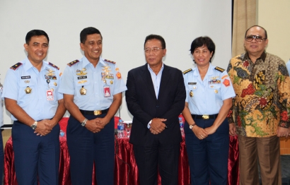 Sarasehan Menyiapkan Perwira TNI untuk Kepemimpinan Nasional