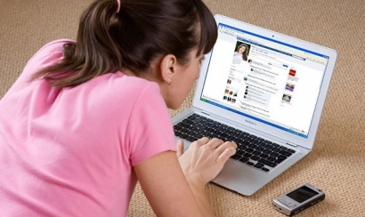 Cari Pacar di Media Sosial Harus Hati-hati dan Waspada