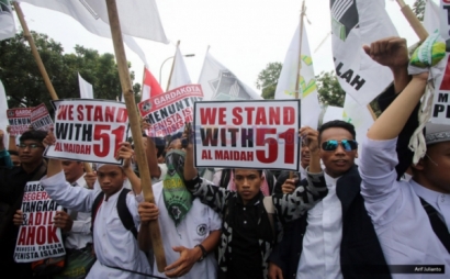 Menelisik Motif  FPI dan Islam Garis Keras dibalik Kasus Ahok
