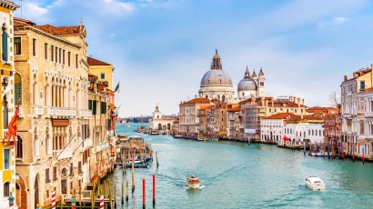 Kala Turis Asing Mengusir Penduduk Venezia