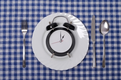 Mengubah  Kebiasaan Waktu Makan Agar Tetap Langsing