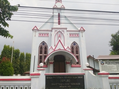 Melongok Gereja Pemerintah Kolonial Belanda di Purworejo