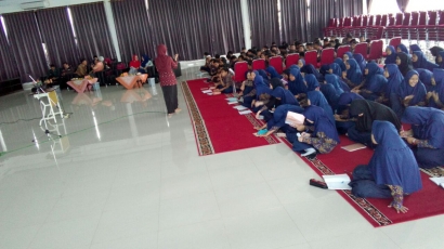 Penyuluhan Sekolah Sehat Bagi Siswa SMP Islam Cendekia Cianjur