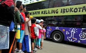 Kini Warga Jakarta Bisa Wisata Keliling Kota dengan Bis Ini, Gratis!