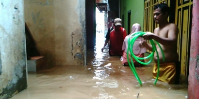 Banjir Jakarta dan Kesempatan Emas Ahok "Berkampanye"