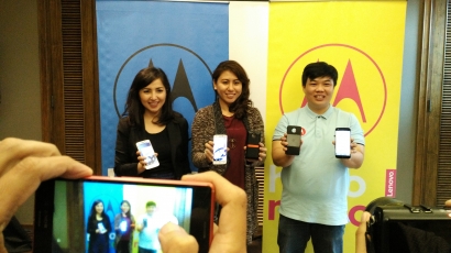 Motorola Punya Smartphone dari Pesawat Tempur